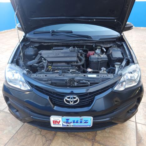 TOYOTA Etios Hatch 1.5 16V 4P FLEX X PLUS AUTOMTICO, Foto 8