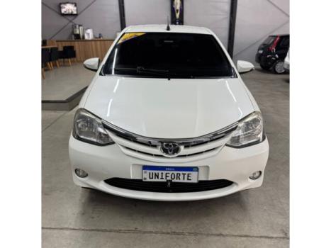 TOYOTA Etios Hatch 1.5 16V 4P FLEX XLS, Foto 2
