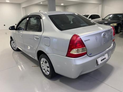 TOYOTA Etios Sedan 1.5 16V 4P FLEX XS AUTOMTICO, Foto 4