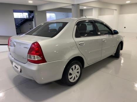 TOYOTA Etios Sedan 1.5 16V 4P FLEX XS AUTOMTICO, Foto 6