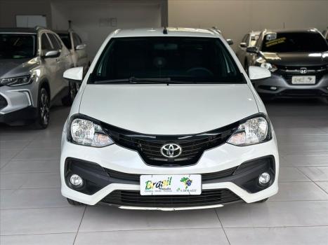 TOYOTA Etios Sedan 1.5 16V 4P FLEX X, Foto 2