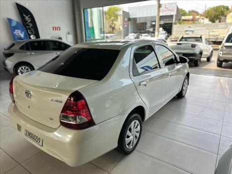 TOYOTA Etios Sedan 1.5 16V 4P FLEX X, Foto 9