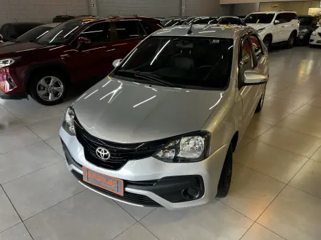 TOYOTA Etios Sedan 1.5 16V 4P FLEX X PLUS AUTOMTICO, Foto 3