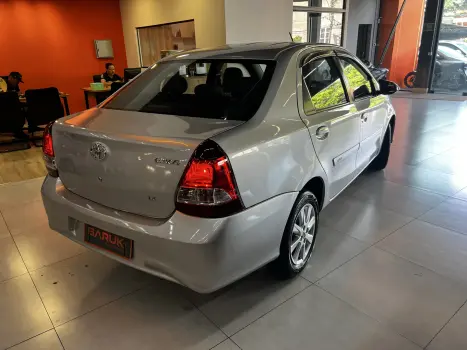 TOYOTA Etios Sedan 1.5 16V 4P FLEX X PLUS AUTOMTICO, Foto 6