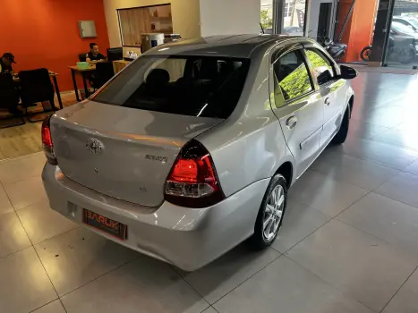 TOYOTA Etios Sedan 1.5 16V 4P FLEX X PLUS AUTOMTICO, Foto 7