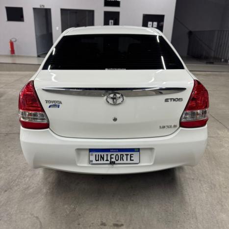 TOYOTA Etios Sedan 1.5 16V 4P FLEX XLS AUTOMTICO, Foto 5