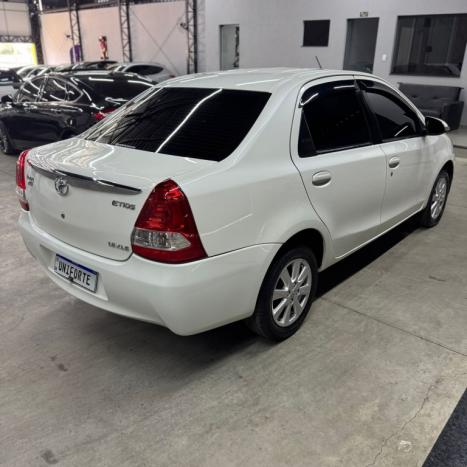 TOYOTA Etios Sedan 1.5 16V 4P FLEX XLS AUTOMTICO, Foto 6