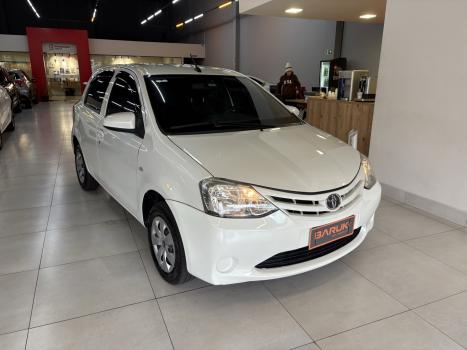 TOYOTA Etios Sedan 1.3 16V 4P FLEX X, Foto 1