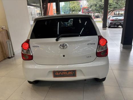 TOYOTA Etios Sedan 1.3 16V 4P FLEX X, Foto 6