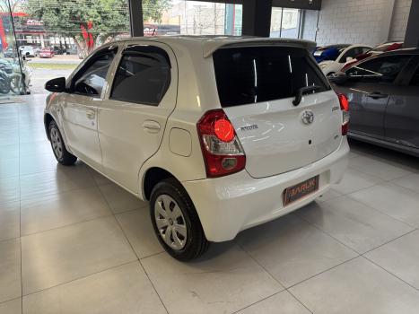 TOYOTA Etios Sedan 1.3 16V 4P FLEX X, Foto 9
