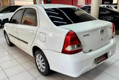 TOYOTA Etios Sedan 1.5 16V 4P FLEX XS, Foto 8