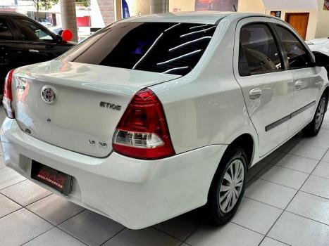 TOYOTA Etios Sedan 1.5 16V 4P FLEX XS, Foto 6