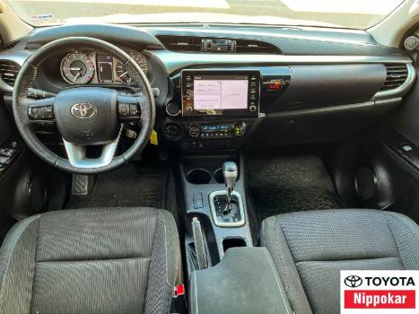 TOYOTA Hilux Caminhonete 2.8 16V 4P SR 4X4 DIESEL CABINE DUPLA AUTOMTICO, Foto 4