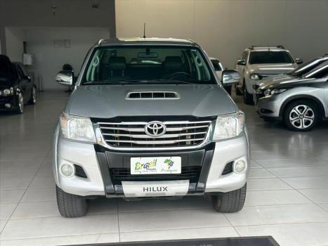 TOYOTA Hilux Caminhonete 3.0 16V 4P 4X4 SRV TURBO DIESEL CABINE DUPLA AUTOMTICO, Foto 3