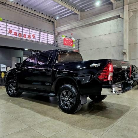 TOYOTA Hilux Caminhonete 2.8 16V 4P SR 4X4 DIESEL CABINE DUPLA AUTOMTICO, Foto 6