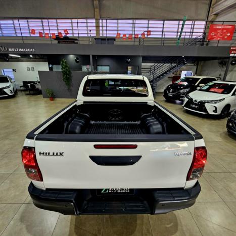 TOYOTA Hilux Caminhonete 2.8 16V 4P POWER PACK TURBO DIESEL 4X4 CABINE DUPLA, Foto 5