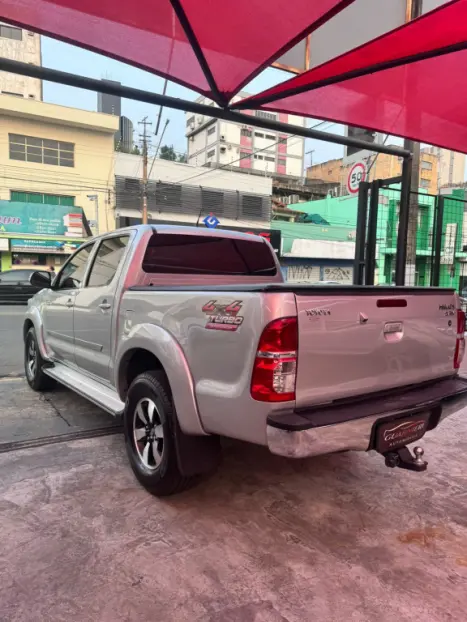 TOYOTA Hilux Caminhonete 3.0 4P 4X4 SRV TURBO DIESEL CABINE DUPLA AUTOMTICO, Foto 5