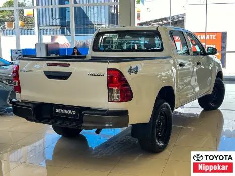 TOYOTA Hilux Caminhonete 2.8 4P 4X4 DIESEL CABINE DUPLA, Foto 8