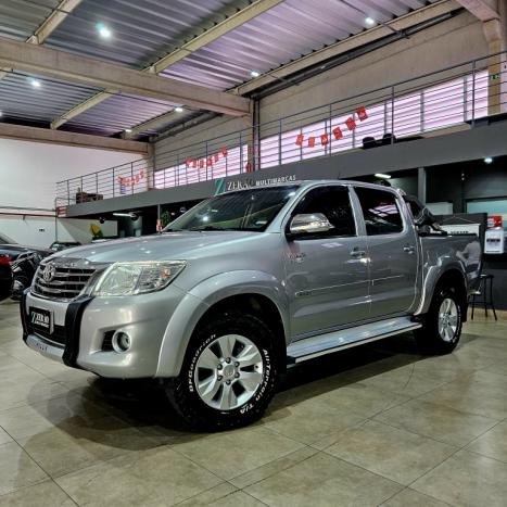 TOYOTA Hilux Caminhonete 2.7 16V 4P SRV FLEX CABINE DUPLA AUTOMTICO, Foto 3