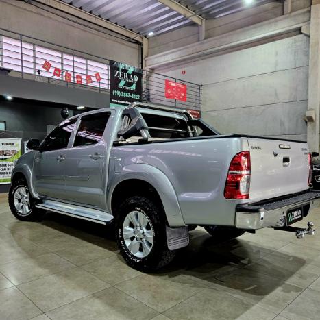 TOYOTA Hilux Caminhonete 2.7 16V 4P SRV FLEX CABINE DUPLA AUTOMTICO, Foto 6