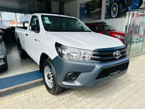 TOYOTA Hilux Caminhonete 2.8 4X4 DIESEL CABINE SIMPLES, Foto 3