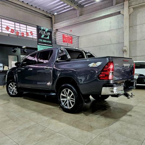 TOYOTA Hilux Caminhonete 2.8 16V SRV 4X4 DIESEL CABINE DUPLA AUTOMTICO, Foto 6