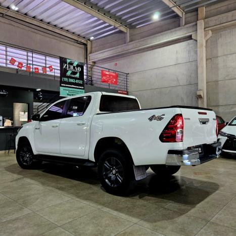 TOYOTA Hilux Caminhonete 2.8 16V 4P SR 4X4 DIESEL CABINE DUPLA AUTOMTICO, Foto 6