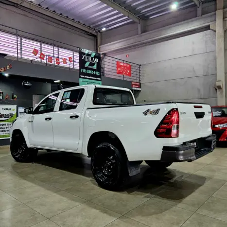 TOYOTA Hilux Caminhonete 2.8 16V 4P POWER PACK TURBO DIESEL 4X4 CABINE DUPLA, Foto 6