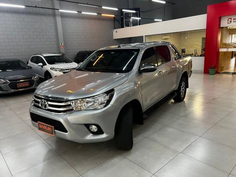 TOYOTA Hilux Caminhonete 2.8 16V SRV 4X4 DIESEL CABINE DUPLA AUTOMTICO, Foto 5