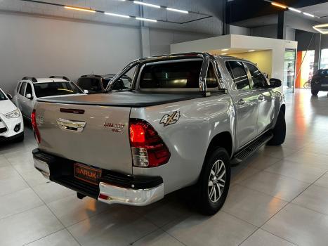 TOYOTA Hilux Caminhonete 2.8 16V SRV 4X4 DIESEL CABINE DUPLA AUTOMTICO, Foto 15