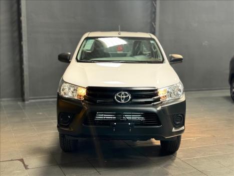 TOYOTA Hilux Caminhonete 2.8 4X4 DIESEL CABINE SIMPLES, Foto 4