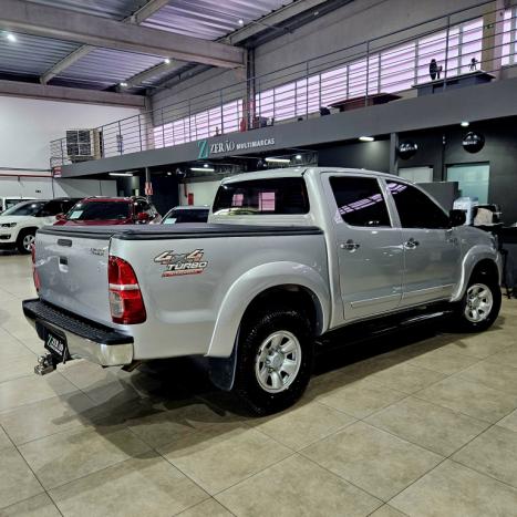 TOYOTA Hilux Caminhonete 3.0 4P 4X4 DIESEL CABINE DUPLA, Foto 4