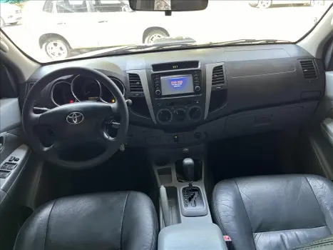 TOYOTA Hilux Caminhonete 3.0 16V 4P 4X4 SRV TURBO DIESEL CABINE DUPLA AUTOMTICO, Foto 11