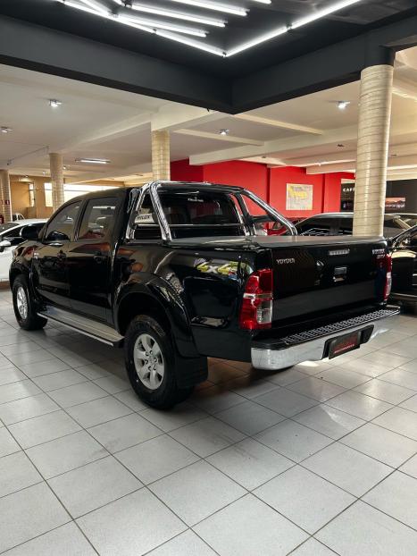 TOYOTA Hilux Caminhonete 2.7 16V 4P SRV FLEX 4X4  CABINE DUPLA AUTOMTICO, Foto 8