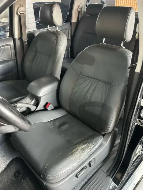 TOYOTA Hilux Caminhonete 2.7 16V 4P SRV FLEX 4X4  CABINE DUPLA AUTOMTICO, Foto 10