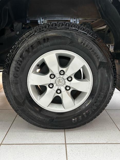 TOYOTA Hilux Caminhonete 2.7 16V 4P SRV FLEX 4X4  CABINE DUPLA AUTOMTICO, Foto 14