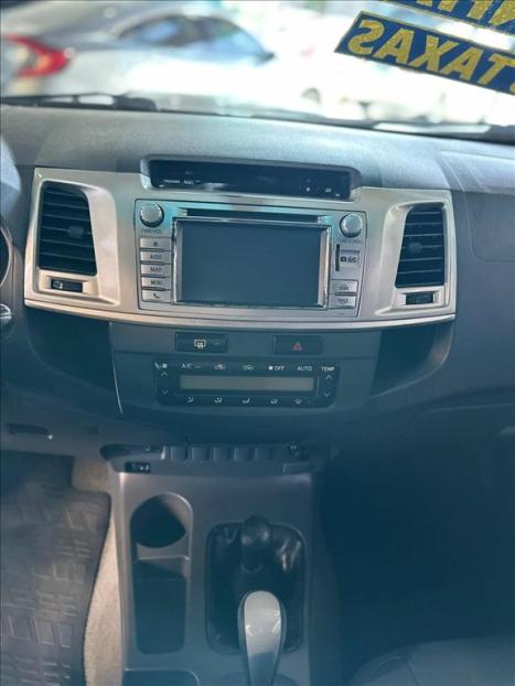 TOYOTA Hilux Caminhonete 3.0 16V 4P 4X4 SRV TURBO DIESEL CABINE DUPLA AUTOMTICO, Foto 5