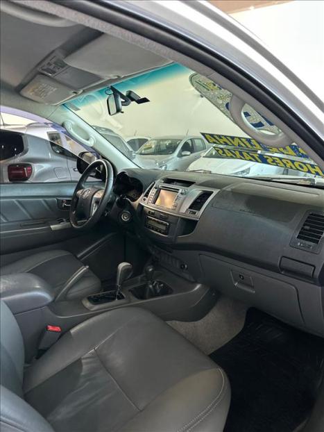 TOYOTA Hilux Caminhonete 3.0 16V 4P 4X4 SRV TURBO DIESEL CABINE DUPLA AUTOMTICO, Foto 7