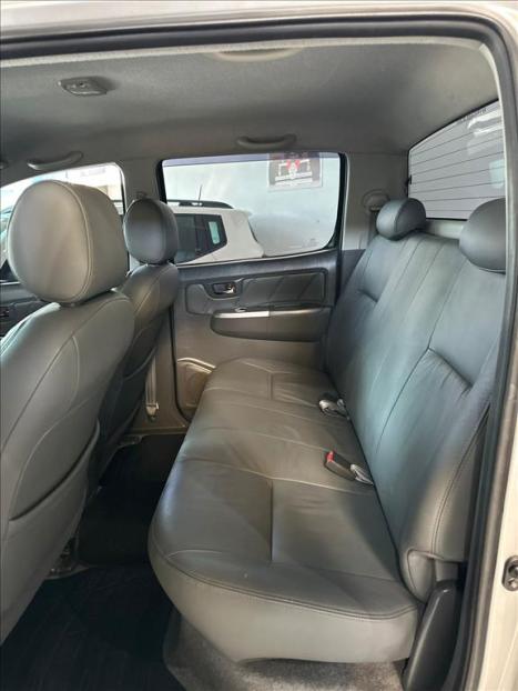 TOYOTA Hilux Caminhonete 3.0 16V 4P 4X4 SRV TURBO DIESEL CABINE DUPLA AUTOMTICO, Foto 9
