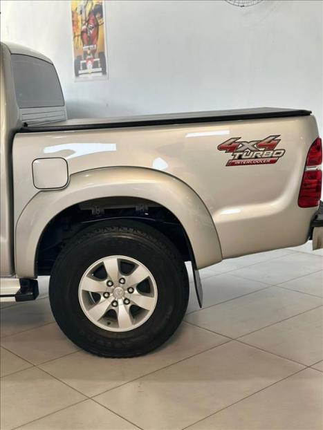 TOYOTA Hilux Caminhonete 3.0 16V 4P 4X4 SRV TURBO DIESEL CABINE DUPLA AUTOMTICO, Foto 13
