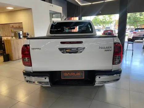 TOYOTA Hilux Caminhonete 2.8 16V SRV 4X4 DIESEL CABINE DUPLA AUTOMTICO, Foto 8