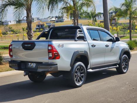 TOYOTA Hilux Caminhonete 2.8 16V SRX CONQUEST 4X4 TURBO DIESEL CABINE DUPLA AUTOMTICO, Foto 4