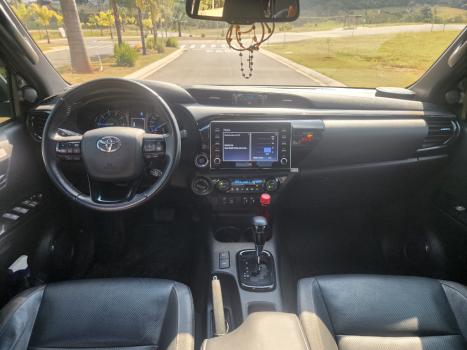TOYOTA Hilux Caminhonete 2.8 16V SRX CONQUEST 4X4 TURBO DIESEL CABINE DUPLA AUTOMTICO, Foto 9