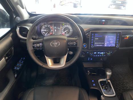 TOYOTA Hilux Caminhonete 2.8 16V SRV 4X4 DIESEL CABINE DUPLA AUTOMTICO, Foto 19