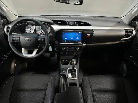 TOYOTA Hilux Caminhonete 2.8 16V 4P SR 4X4 DIESEL CABINE DUPLA AUTOMTICO, Foto 14