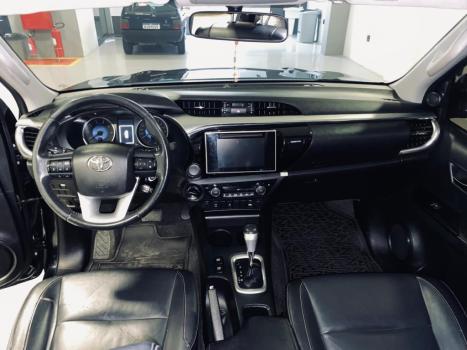 TOYOTA Hilux Caminhonete 2.8 16V SRV 4X4 DIESEL CABINE DUPLA AUTOMTICO, Foto 12