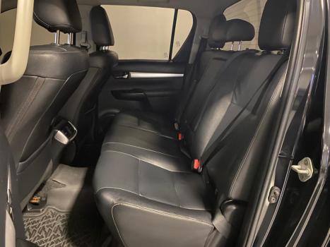 TOYOTA Hilux Caminhonete 2.8 16V SRV 4X4 DIESEL CABINE DUPLA AUTOMTICO, Foto 15