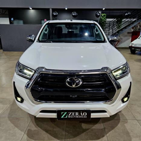 TOYOTA Hilux Caminhonete 2.8 16V SRX 4X4 TURBO DIESEL CABINE DUPLA AUTOMTICO, Foto 2