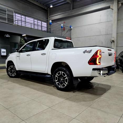 TOYOTA Hilux Caminhonete 2.8 16V SRX 4X4 TURBO DIESEL CABINE DUPLA AUTOMTICO, Foto 6