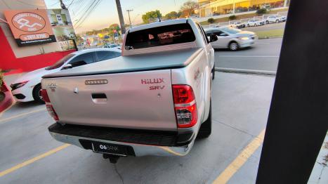 TOYOTA Hilux Caminhonete 3.0 4P 4X4 SRV TURBO DIESEL CABINE DUPLA, Foto 8
